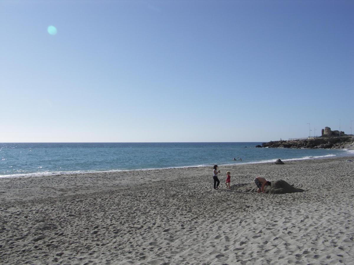 Apartamentos Lual Torrecilla Nerja Exteriör bild